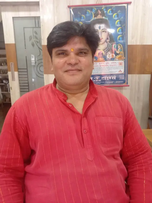 Pandit Vijay Tiwari